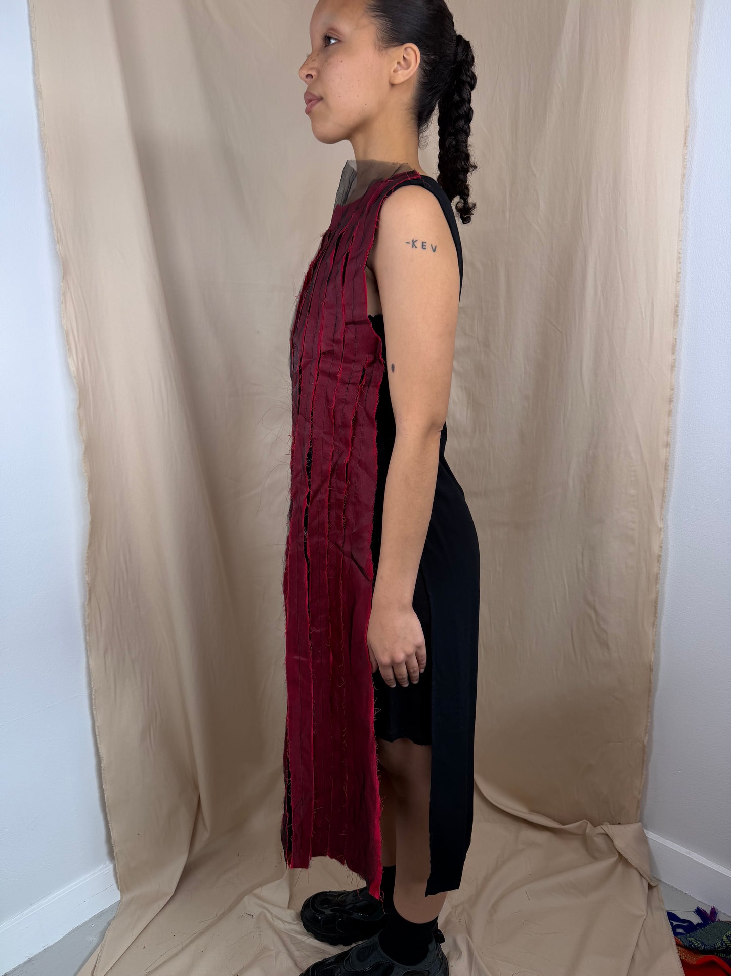 Pleat Fray Dress in Red