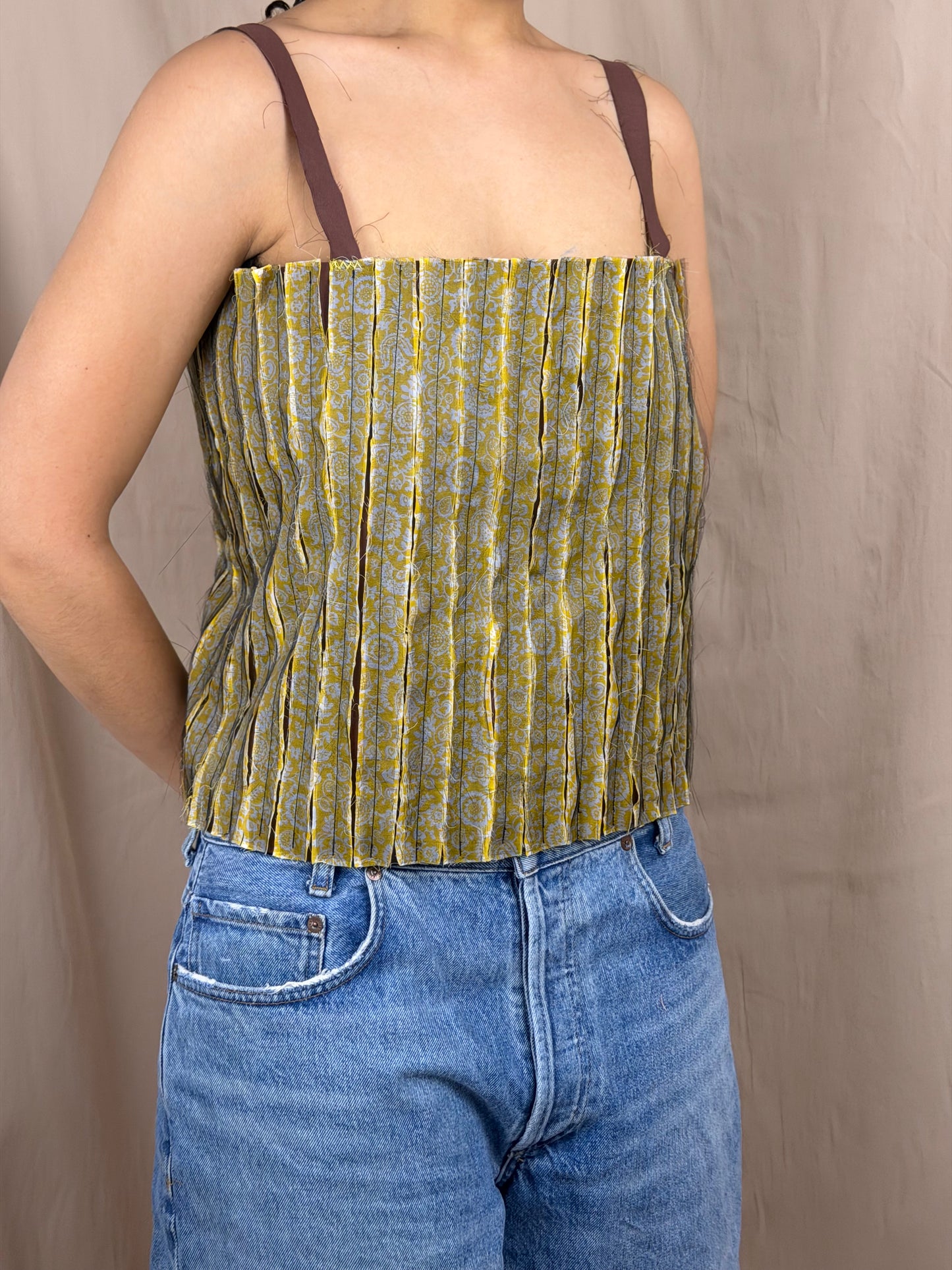 Pleat Fray Top in Yellow Pattern