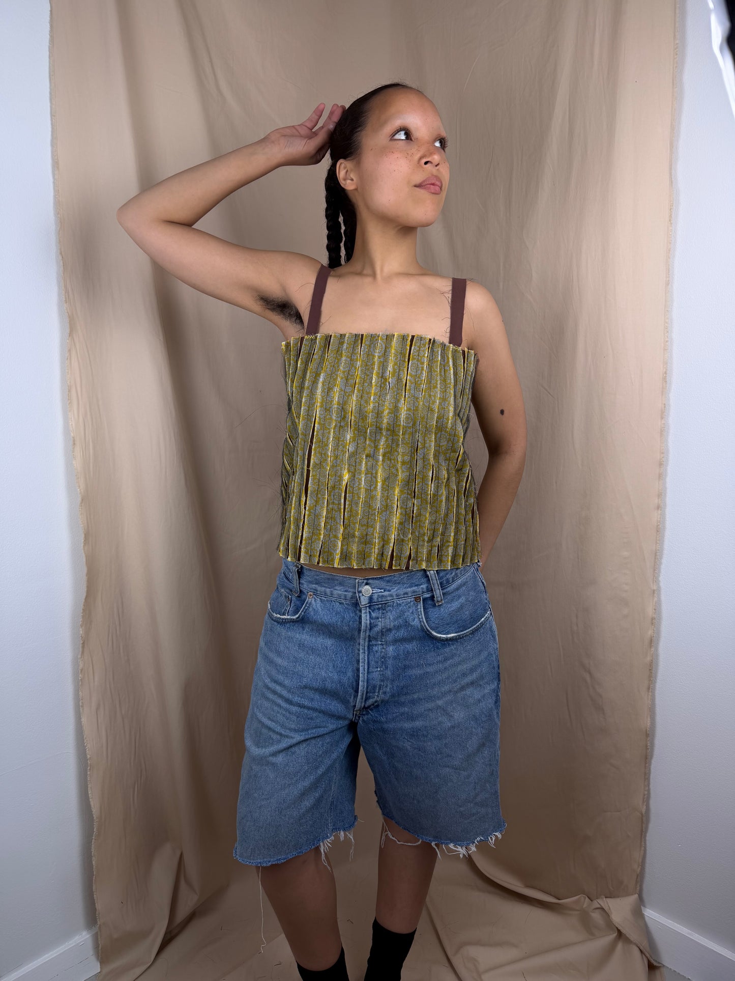 Pleat Fray Top in Yellow Pattern