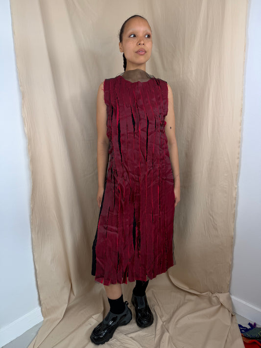 Pleat Fray Dress in Red
