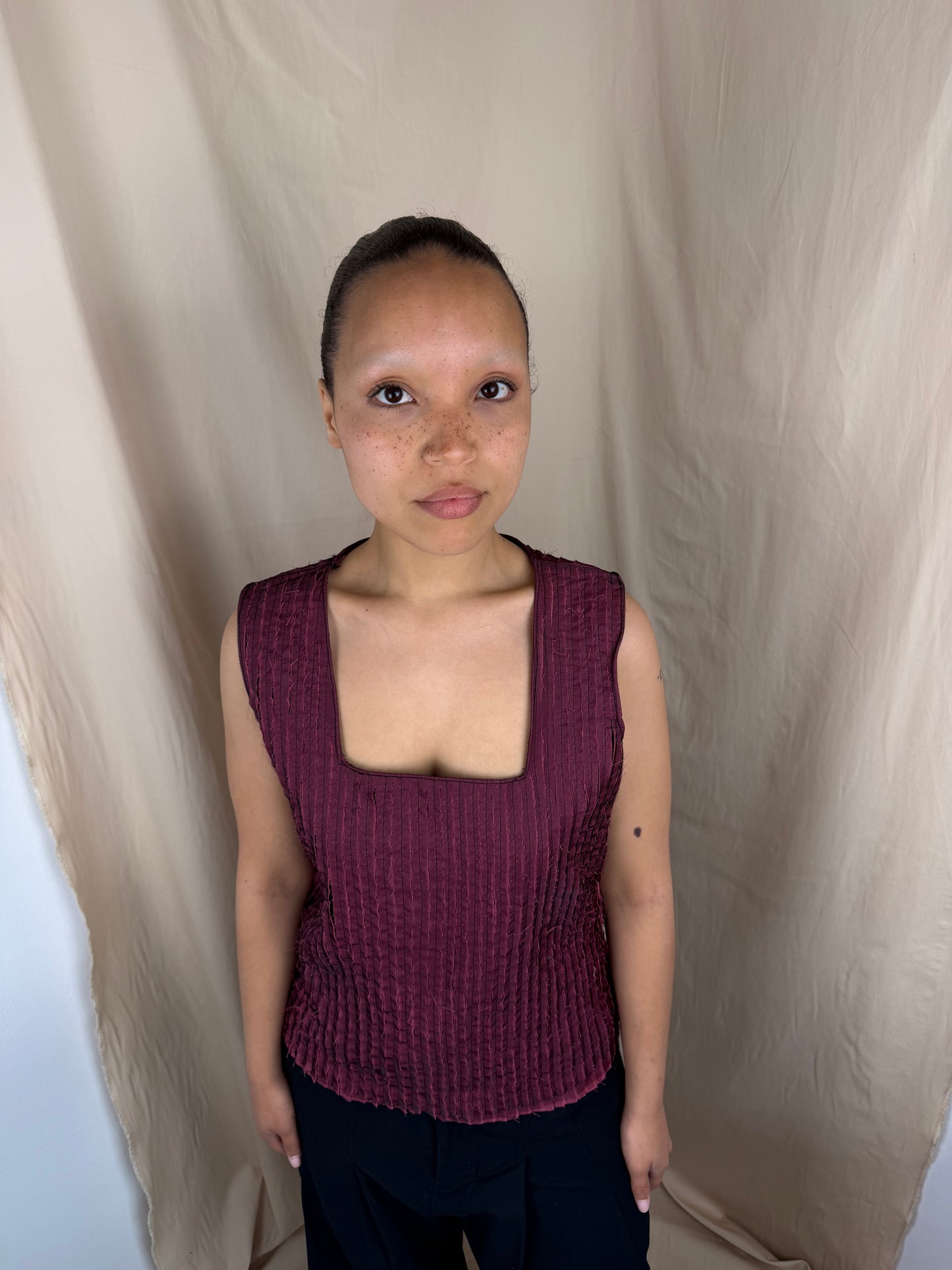 Pleat Fray Square Neck top in Red