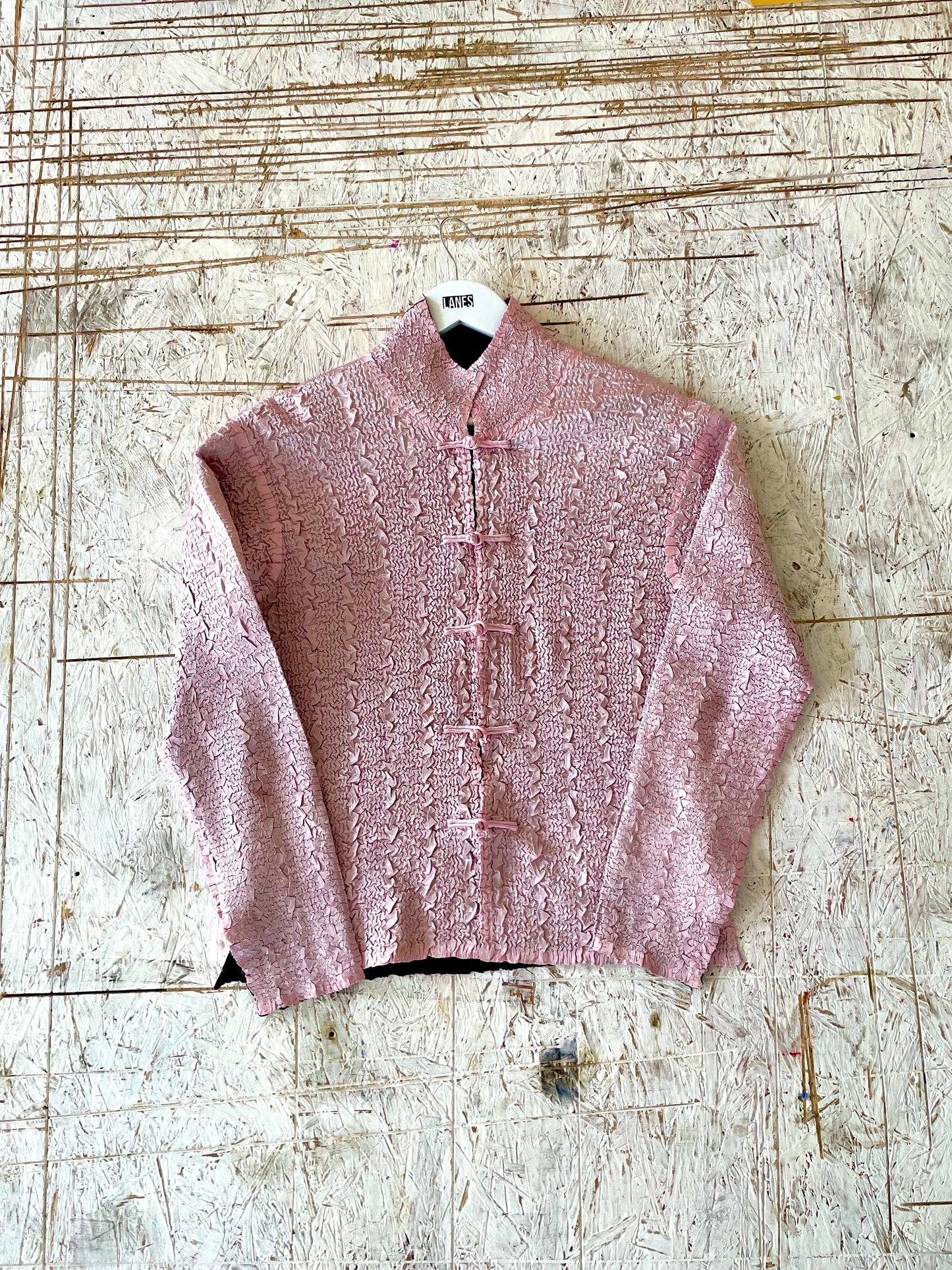 Crinkle Jacket with Embroidery
