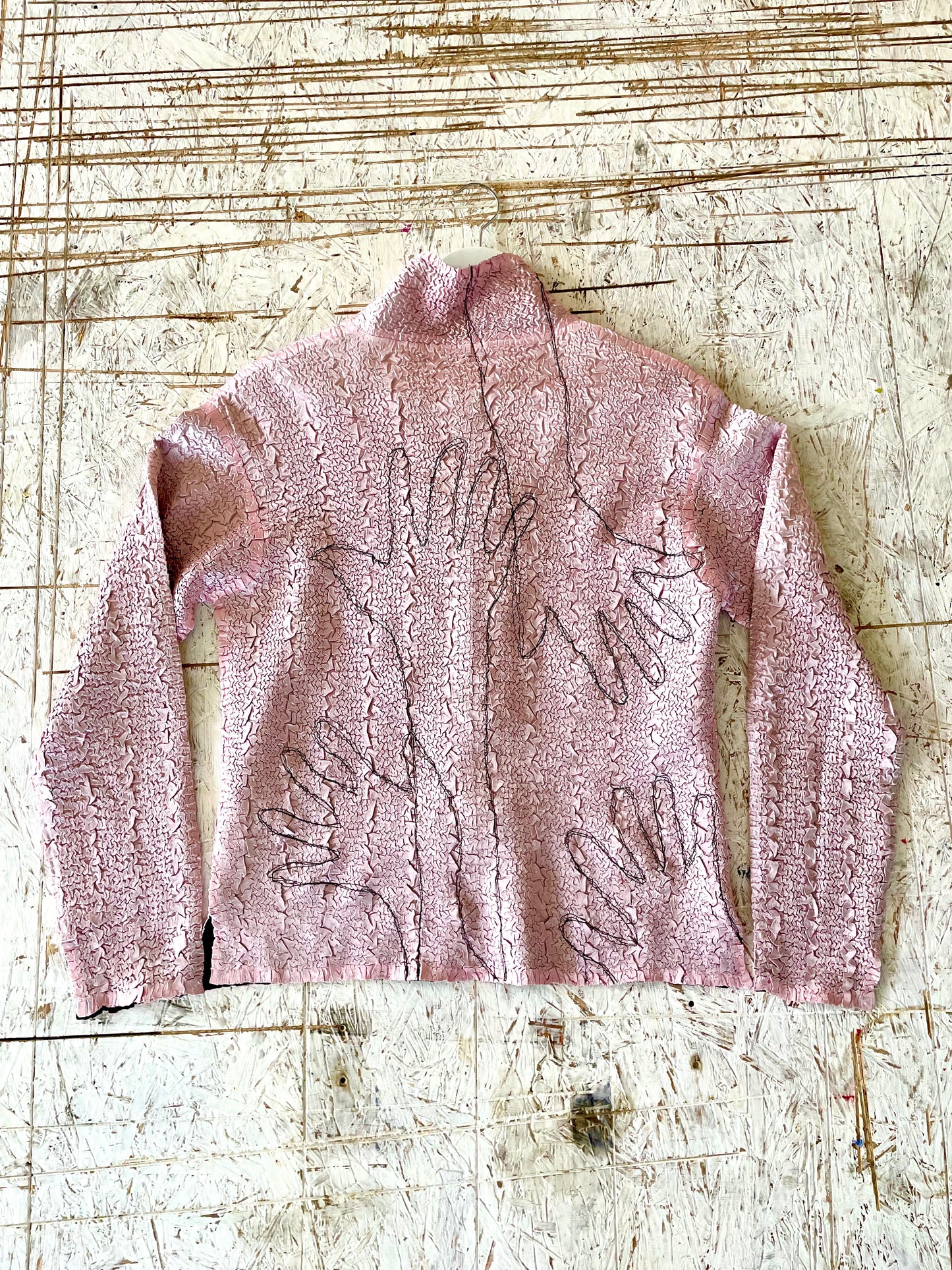 Crinkle Jacket with Embroidery