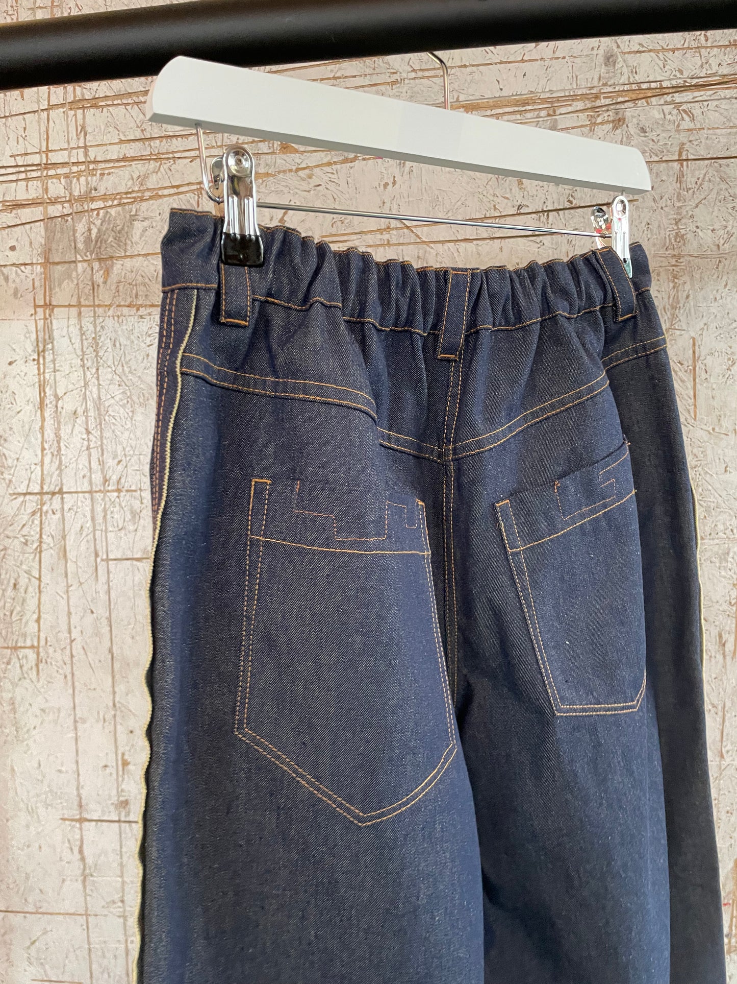 Yacco Maricard Trousers with Embroidery