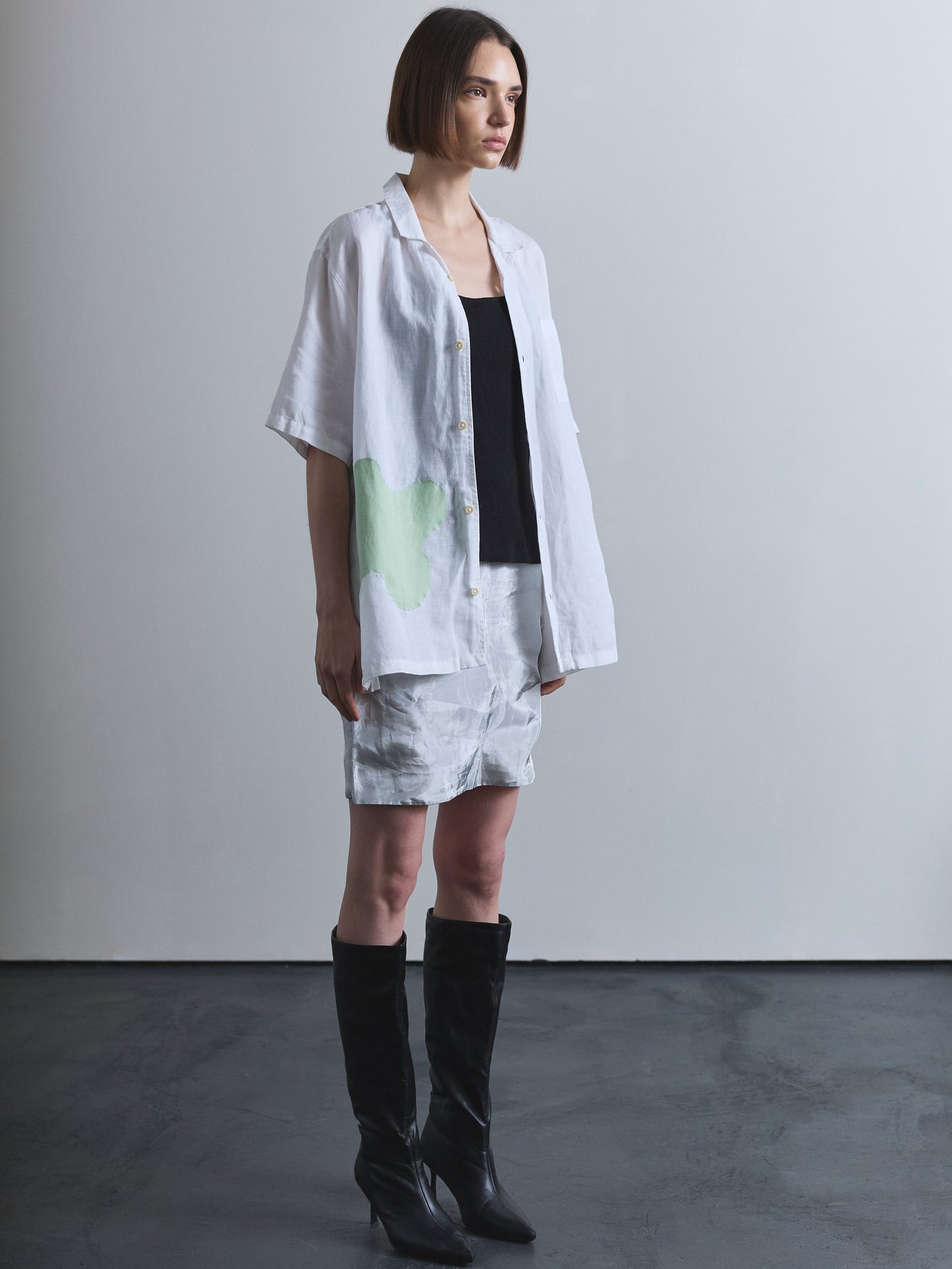 Classic Shirt with Appliqué in green