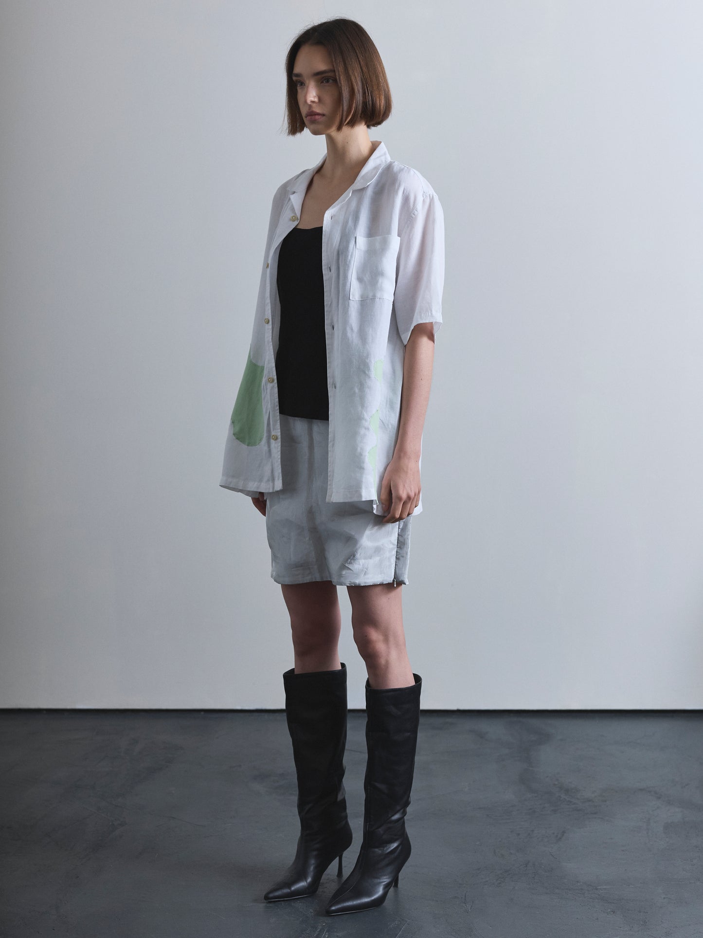 Classic Shirt with Appliqué in green