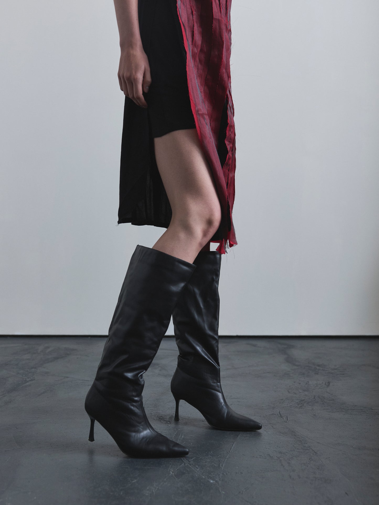Pleat Fray Dress - Black
